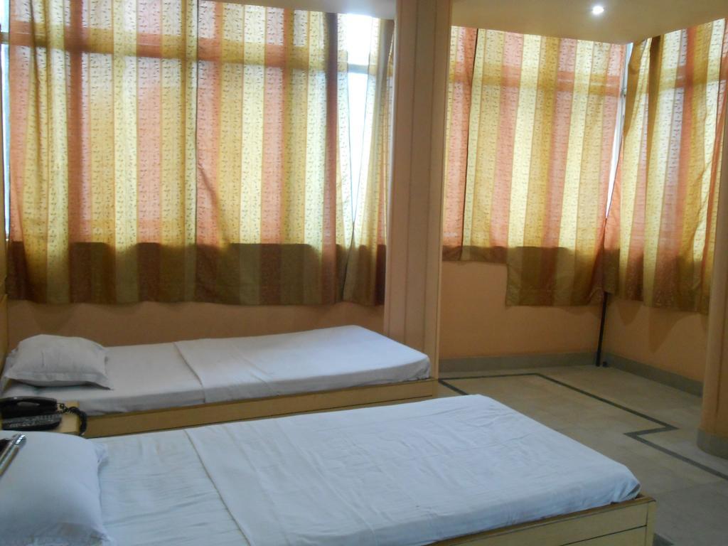 Kings Crown Salt Lake Kolkata Phòng bức ảnh