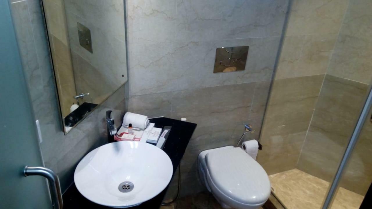 Kings Crown Salt Lake Kolkata Ngoại thất bức ảnh