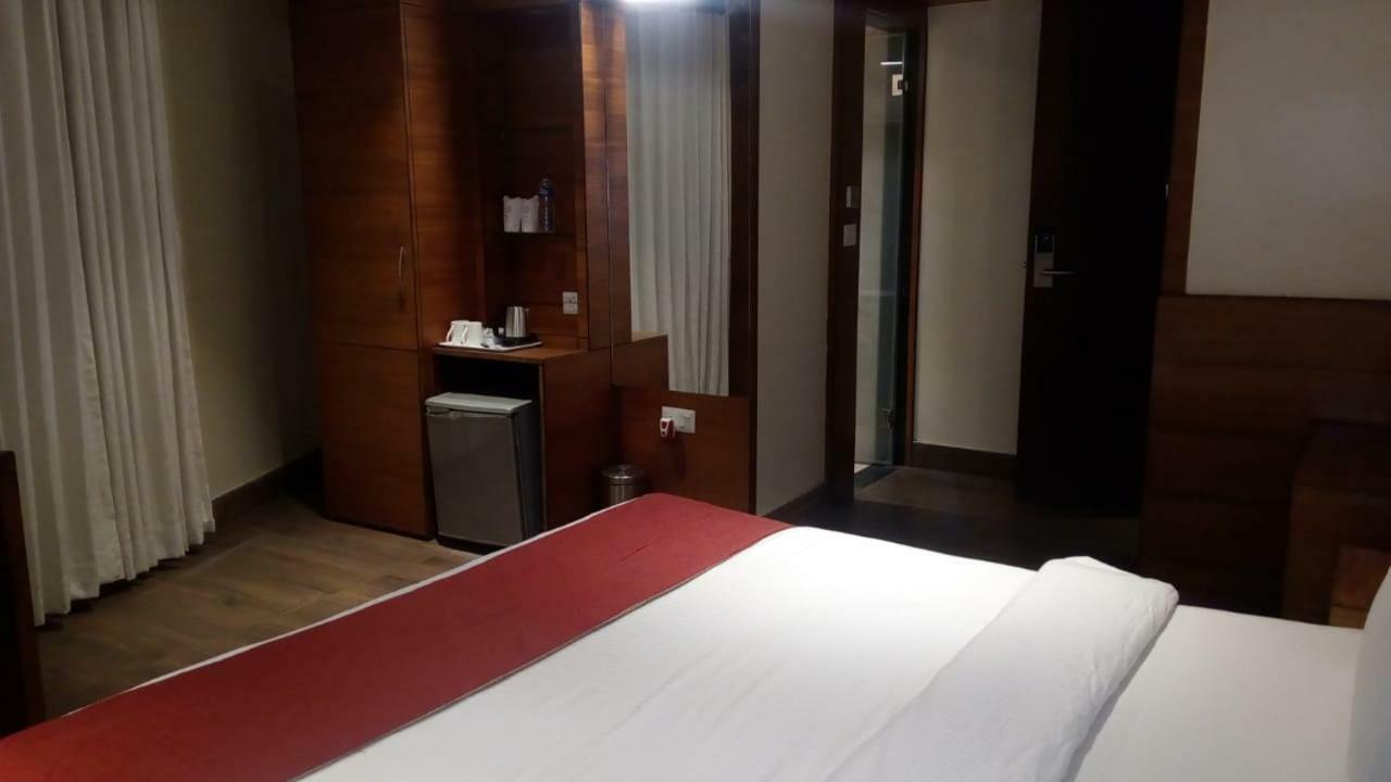 Kings Crown Salt Lake Kolkata Ngoại thất bức ảnh