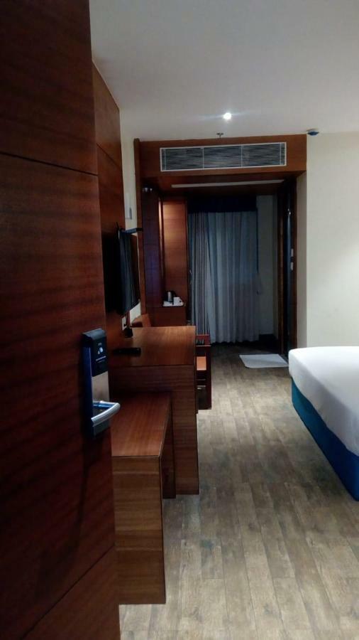 Kings Crown Salt Lake Kolkata Ngoại thất bức ảnh
