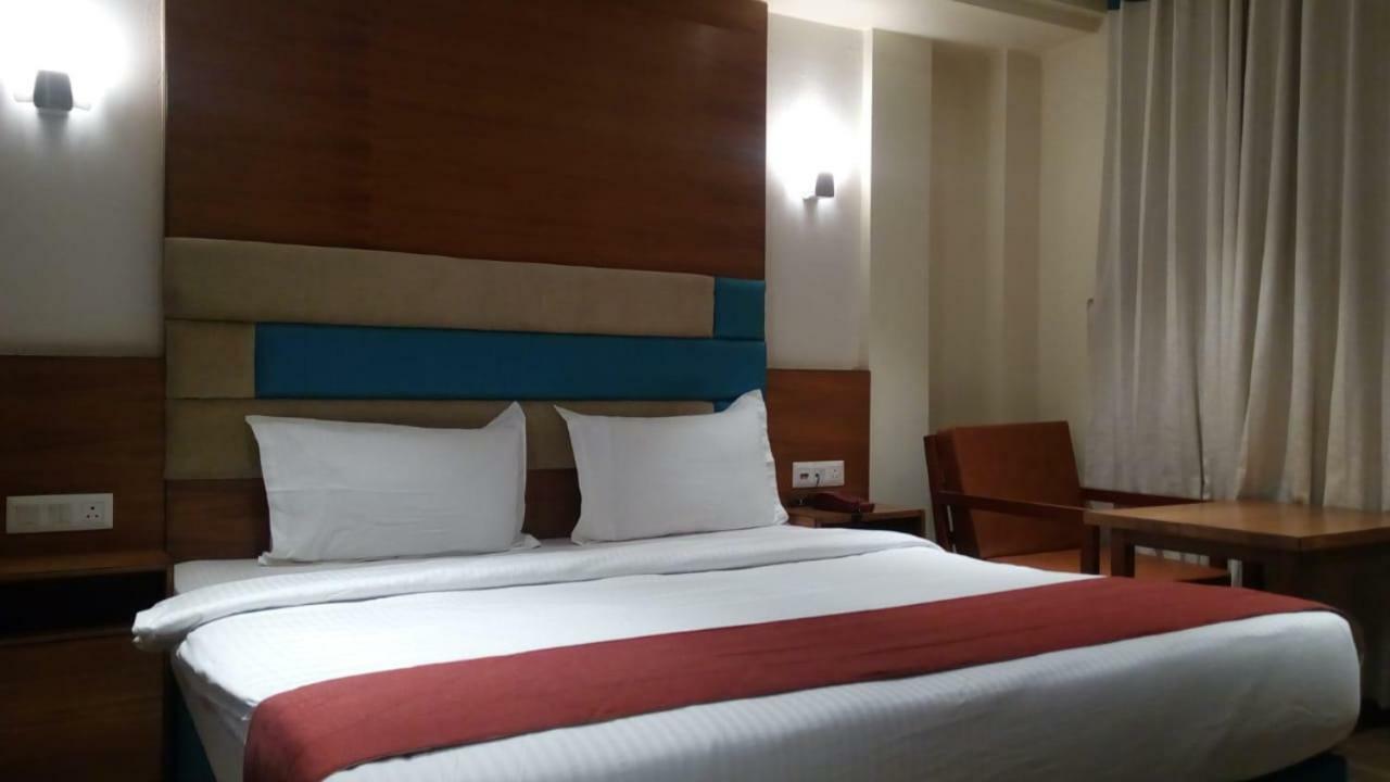 Kings Crown Salt Lake Kolkata Ngoại thất bức ảnh